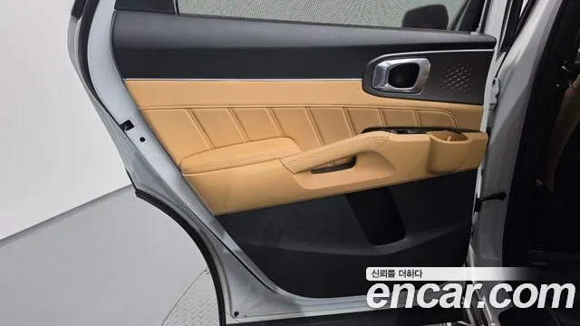 Kia Sorento — фото 25