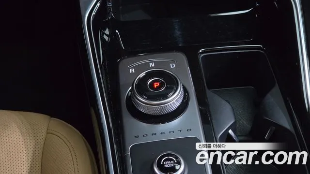 Kia Sorento — фото 9