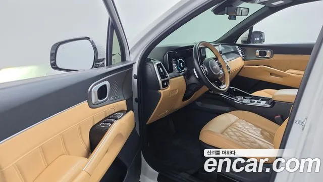 Kia Sorento — фото 10