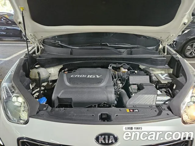 Kia Sportage — фото 13