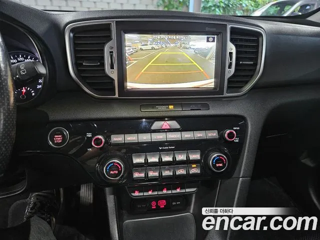 Kia Sportage — фото 9