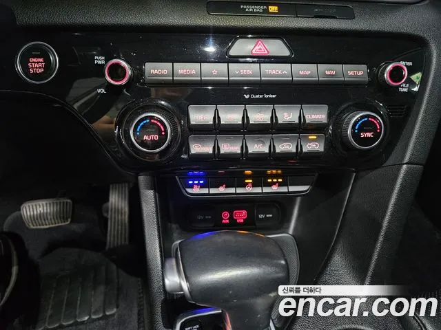 Kia Sportage — фото 10