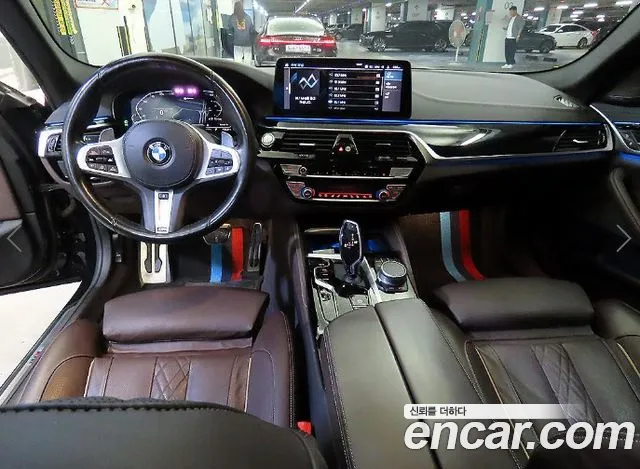 BMW 5-Series — фото 10