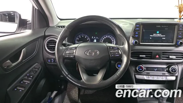Hyundai Kona — фото 13