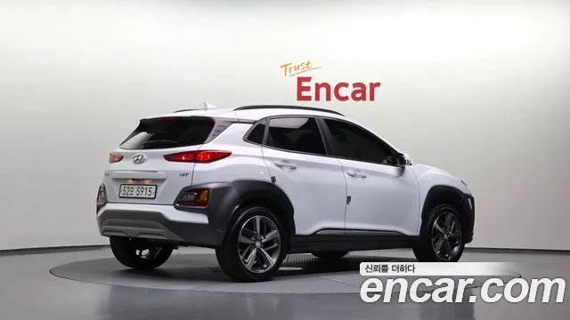 Hyundai Kona — фото 2