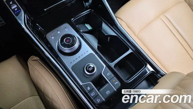 Kia Sorento — фото 9