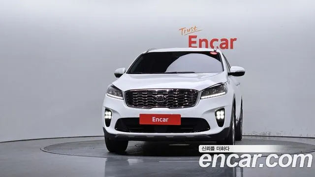 Kia Sorento — фото 3