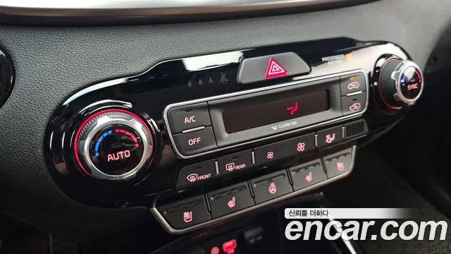 Kia Sorento — фото 31