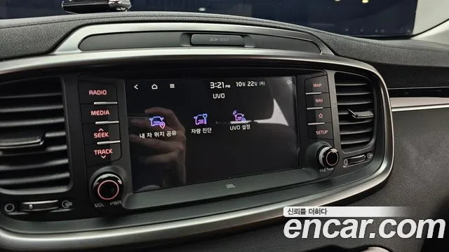Kia Sorento — фото 32