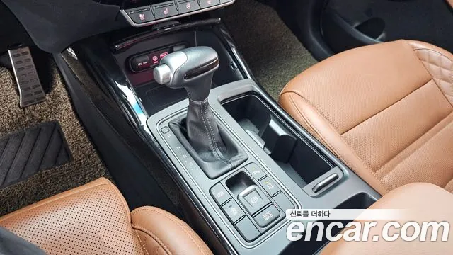 Kia Sorento — фото 9