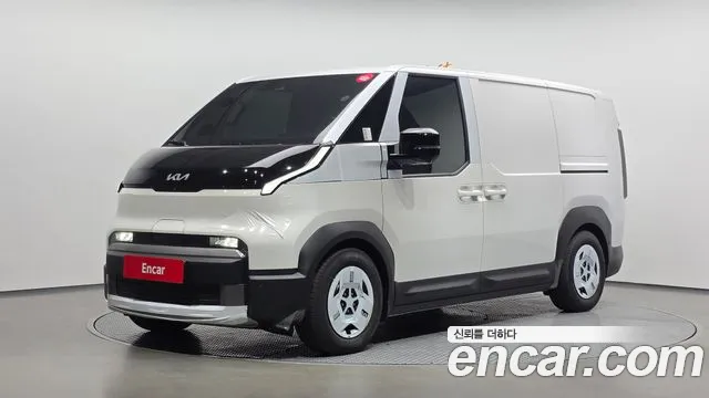 Kia PV5 — фото 1