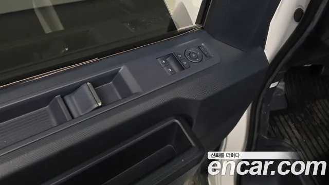 Kia PV5 — фото 30