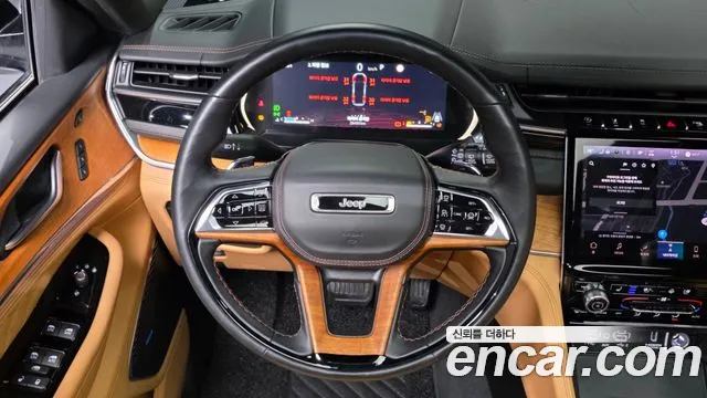 Jeep Cherokee — фото 13
