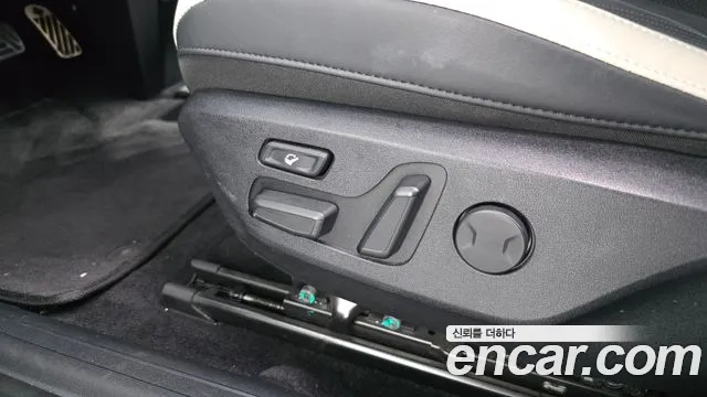 Kia EV6 — фото 31