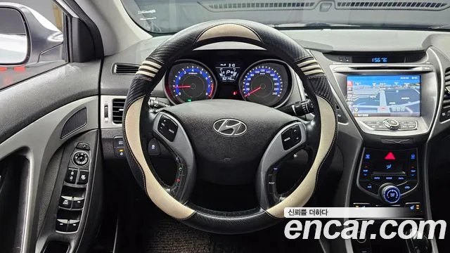 Hyundai Avante — фото 13