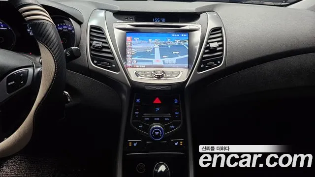 Hyundai Avante — фото 14