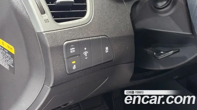Hyundai Avante — фото 16