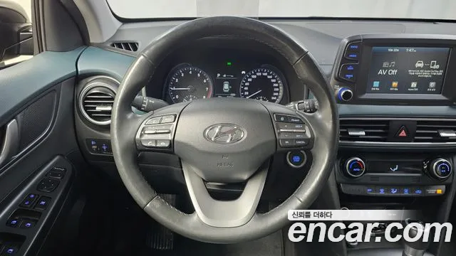 Hyundai Kona — фото 12