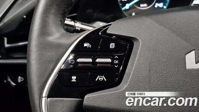 Kia Niro — фото 17