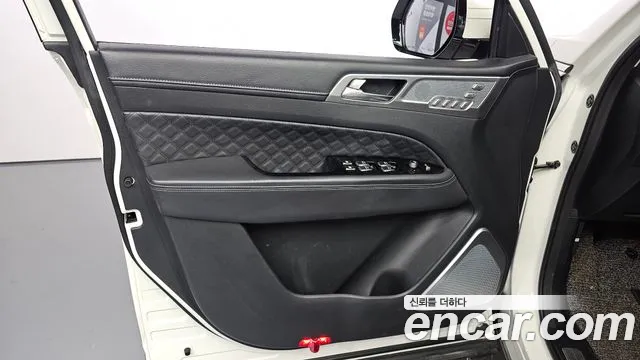 KG_Mobility_Ssangyong Rexton — фото 24