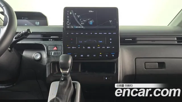 Hyundai Staria — фото 12