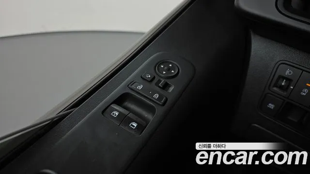 Hyundai Staria — фото 18