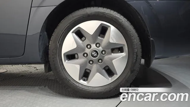 Hyundai Staria — фото 21