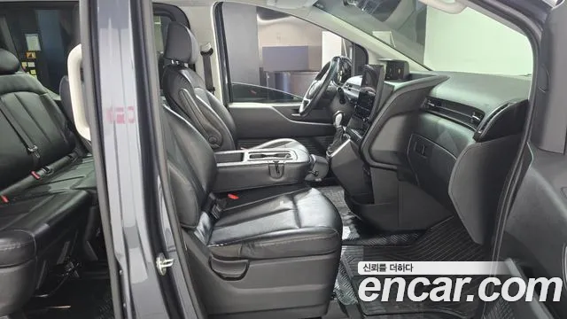 Hyundai Staria — фото 26