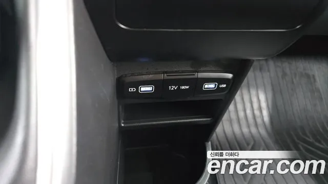 Hyundai Staria — фото 27