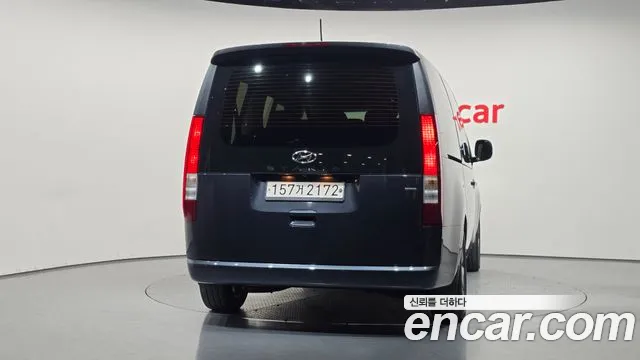 Hyundai Staria — фото 3
