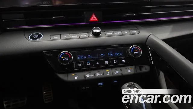 Hyundai Avante — фото 17