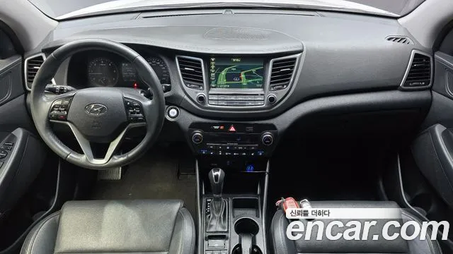 Hyundai Tucson — фото 7
