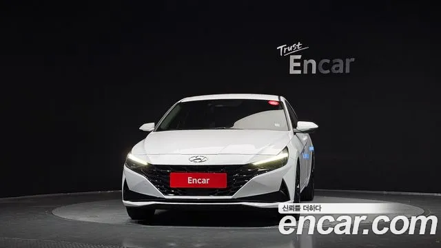Hyundai Avante — фото 3