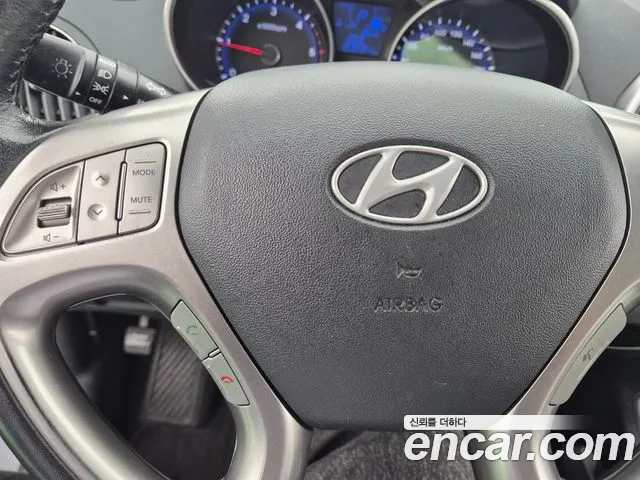 Hyundai Tucson — фото 14