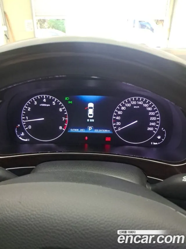 Hyundai Equus — фото 8