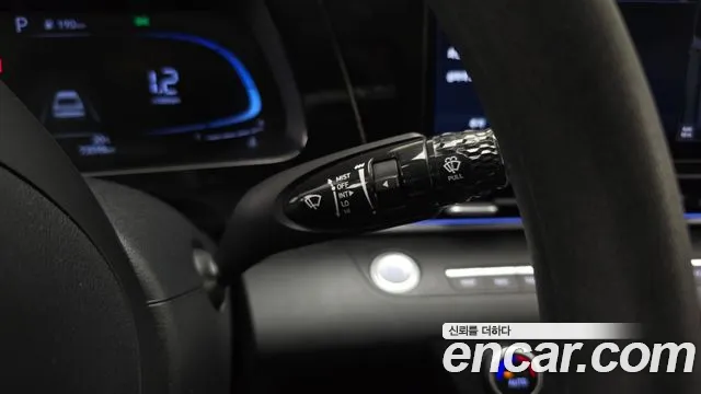 Hyundai Avante — фото 17