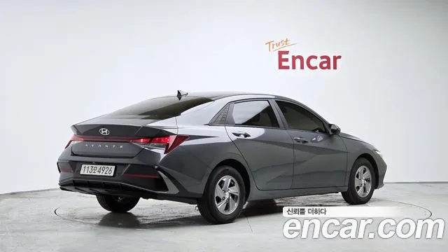 Hyundai Avante — фото 2