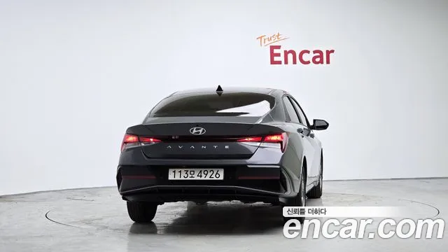 Hyundai Avante — фото 4