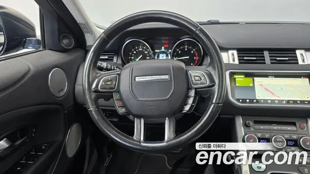 Land Rover Range Rover Evoque — фото 13