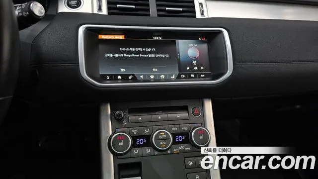 Land Rover Range Rover Evoque — фото 14