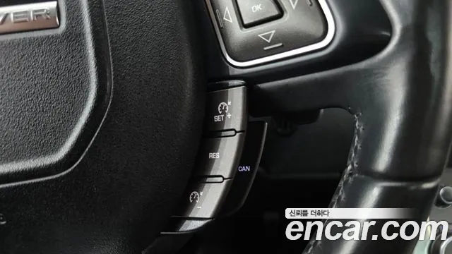 Land Rover Range Rover Evoque — фото 18