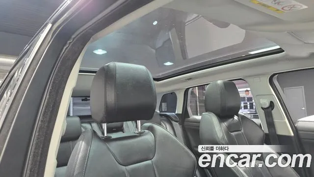 Land Rover Range Rover Evoque — фото 19