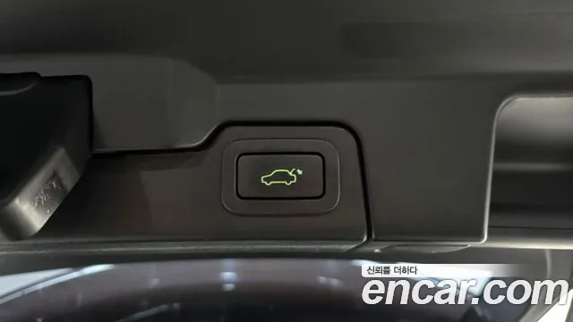 Land Rover Range Rover Evoque — фото 20