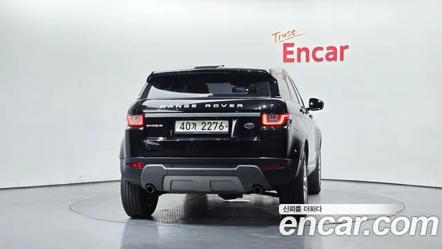 Land Rover Range Rover Evoque — фото 4