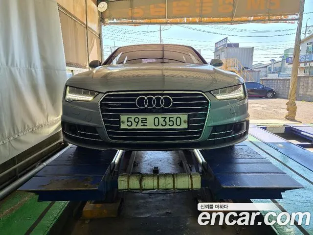 Audi A7 — фото 1