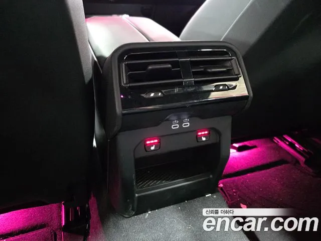BMW 5-Series — фото 16