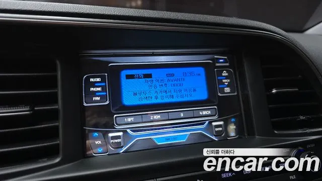 Hyundai Avante — фото 14