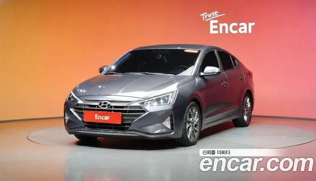 Hyundai Avante — фото 20