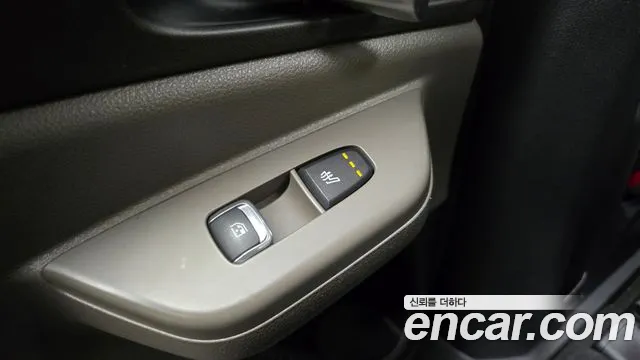 Kia Carnival — фото 18