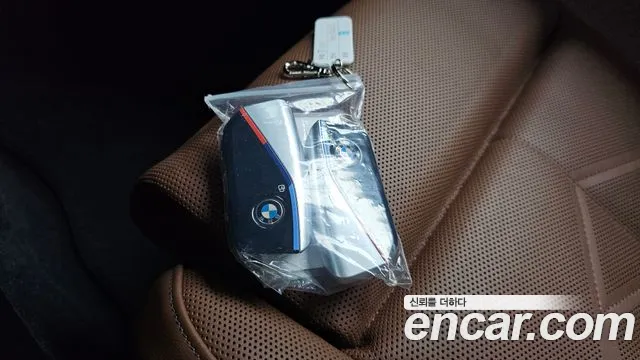 BMW 5-Series — фото 15